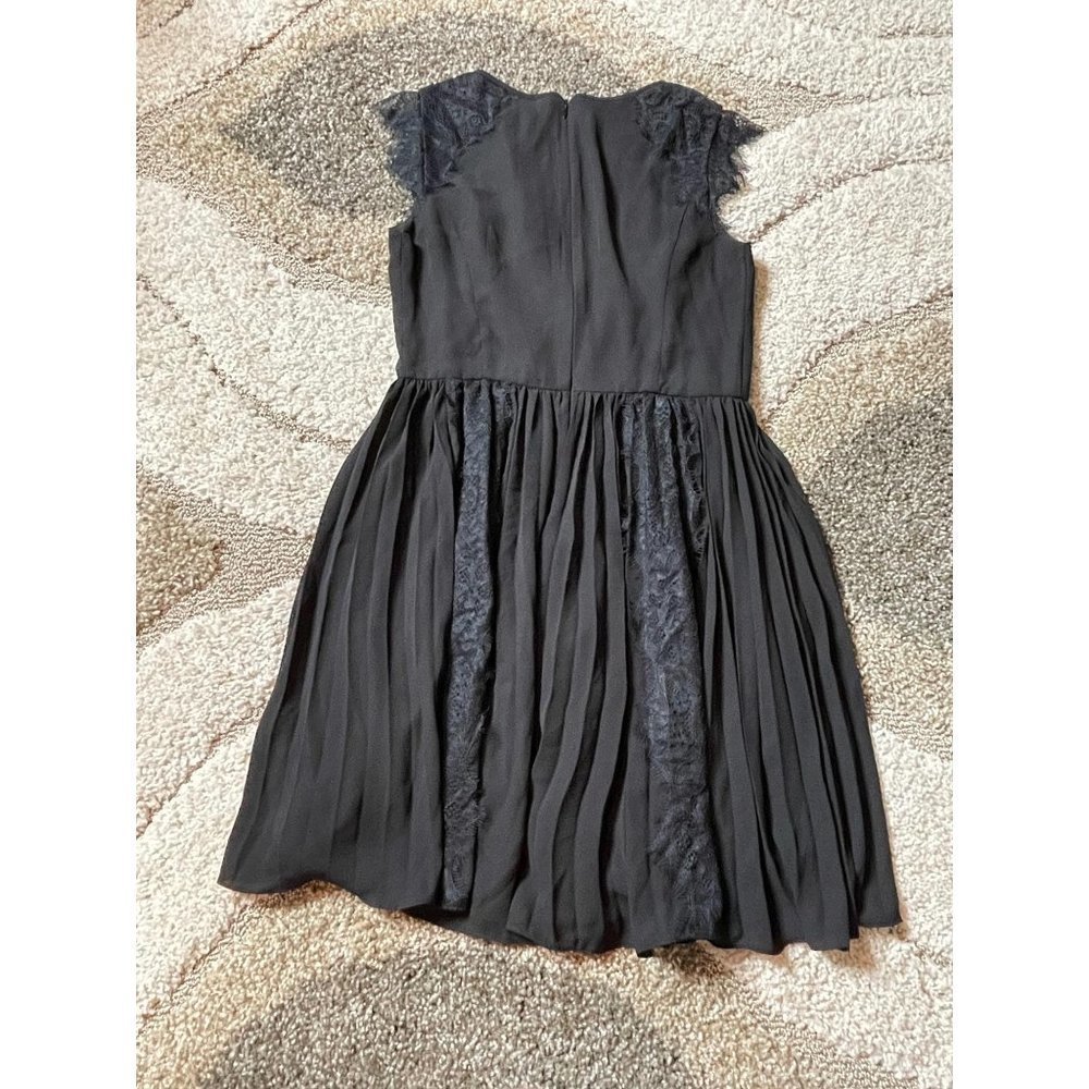 Banana Republic Sheath Sleeveless Floral Dress